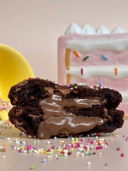 Chocolate Party Stuffed Cookie filling