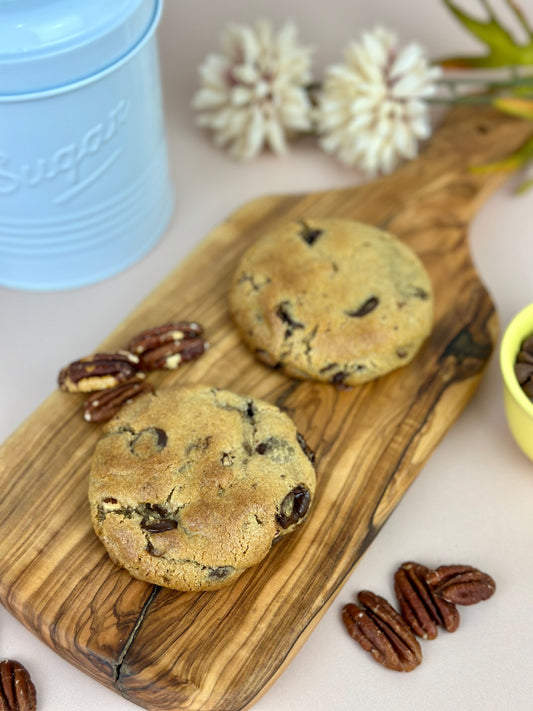 Gold Caramel Stuffed Cookie